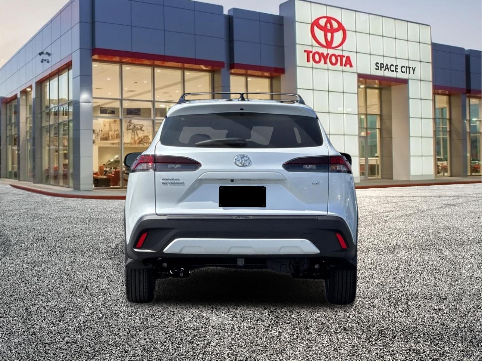 New 2026 Toyota Corolla Cross LE w/ Moonroof Package FWD image 5