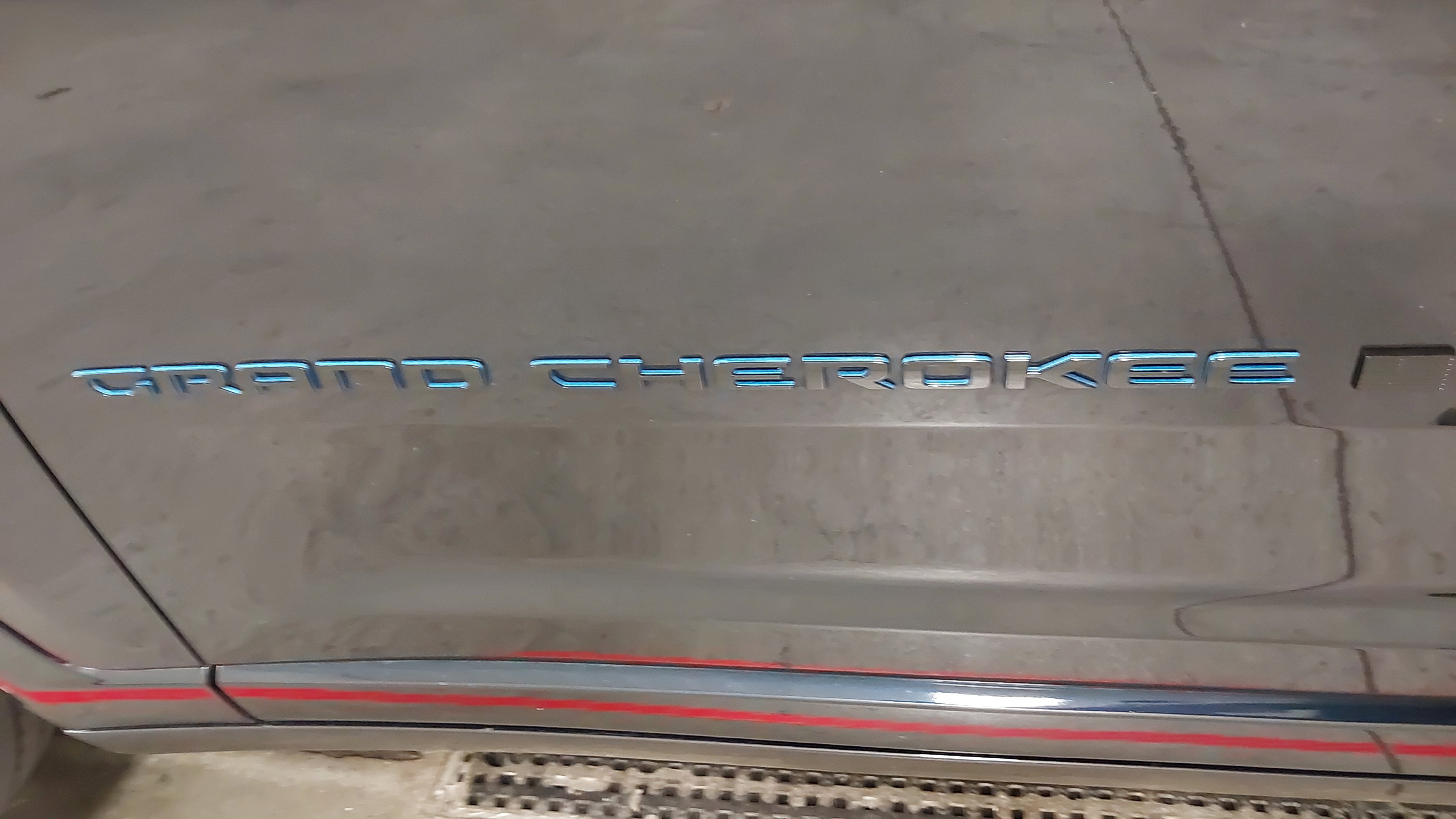 Used 2024 Jeep Grand Cherokee Limited 4xe image 32