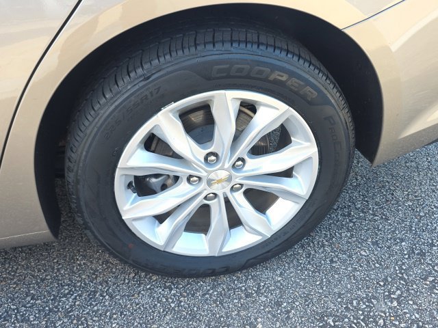 Used 2025 Chevrolet Malibu LT FWD image 11