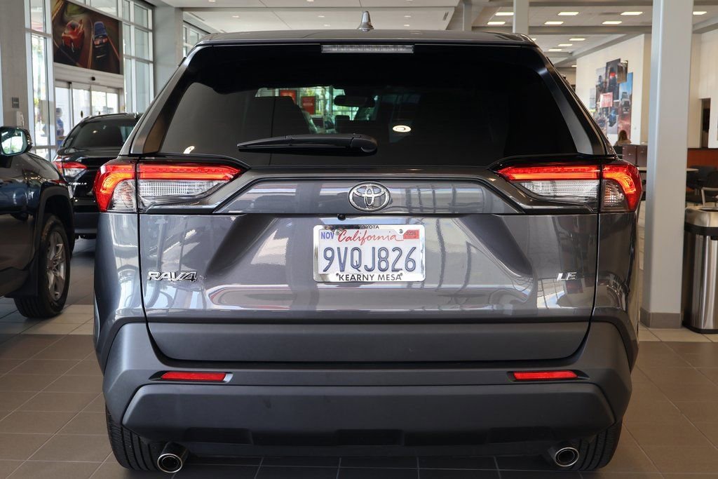 Used 2025 Toyota RAV4 LE FWD image 5