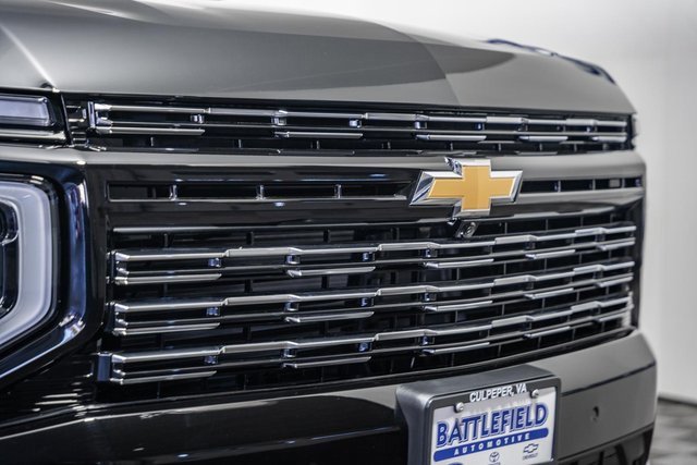 New 2026 Chevrolet Suburban High Country image 13