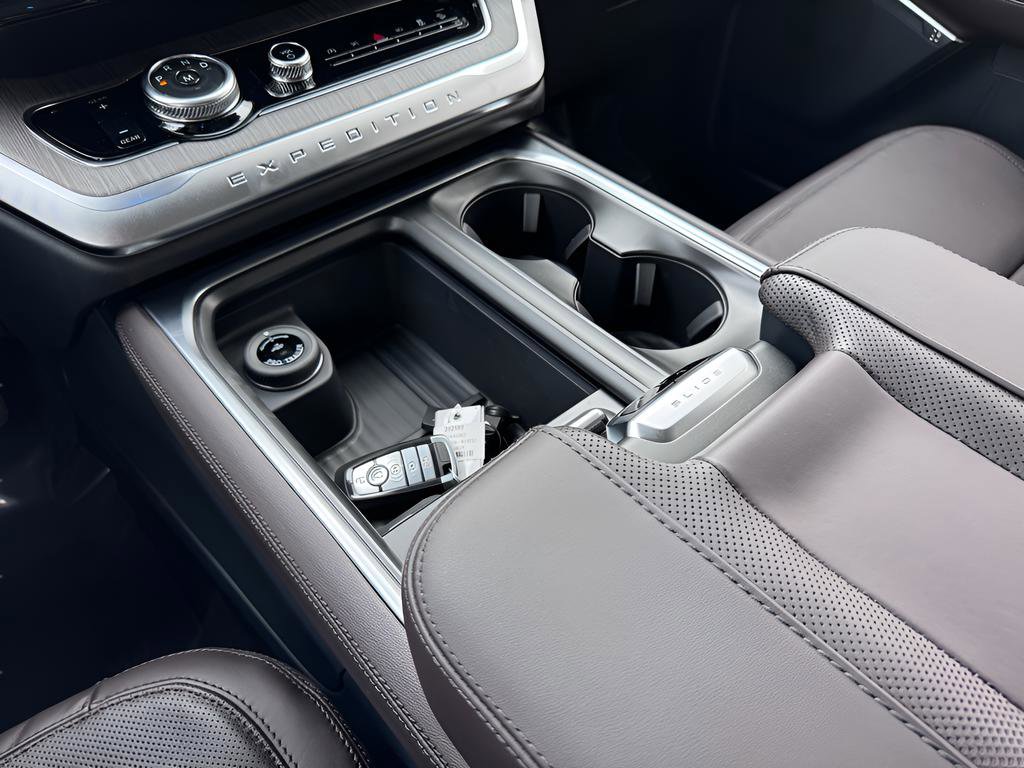 New 2026 Ford Expedition Max Platinum w/ Platinum Ultimate Package image 20