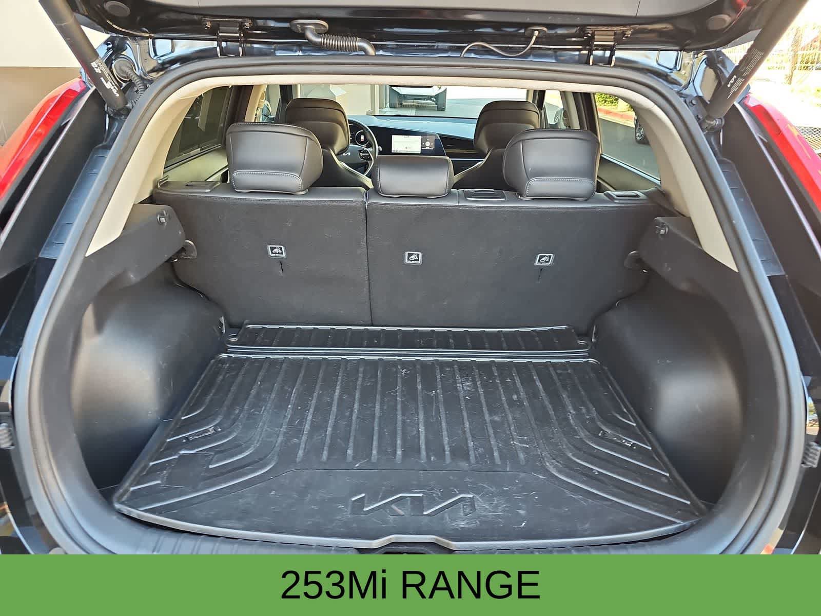 Used 2023 Kia Niro Wind FWD image 23