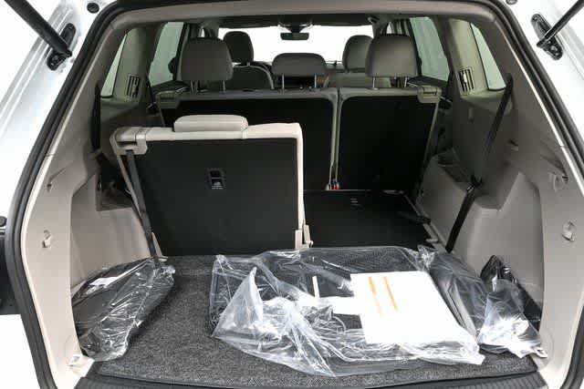 New 2026 Volkswagen Atlas SE FWD image 27