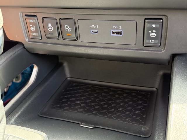 Used 2026 Nissan Frontier SV w/ SV Convenience Package RWD image 25