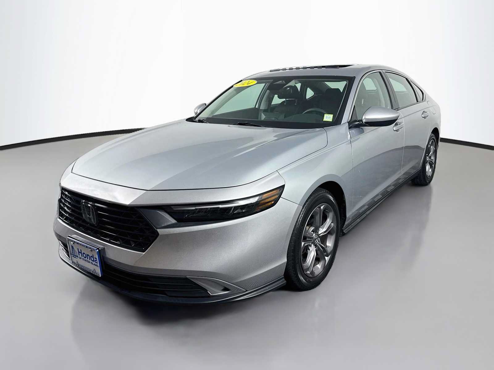Certified 2024 Honda Accord EX image 2