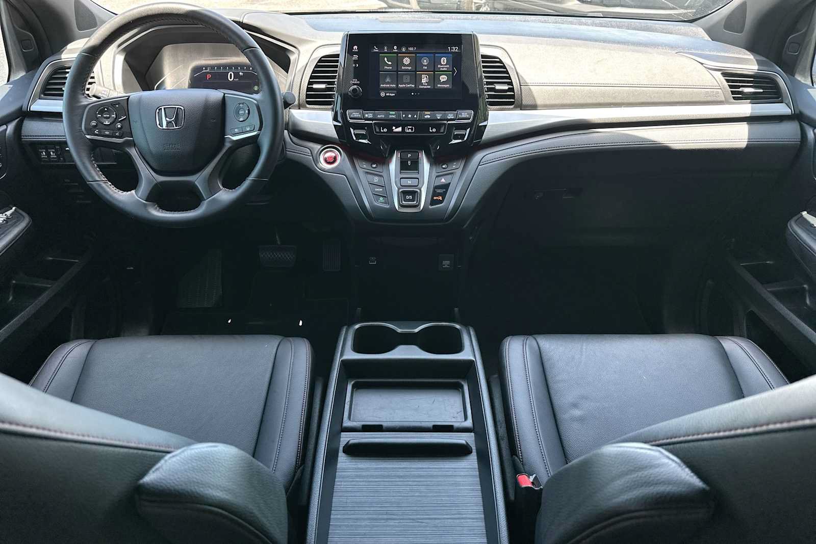 Used 2024 Honda Odyssey Sport image 25