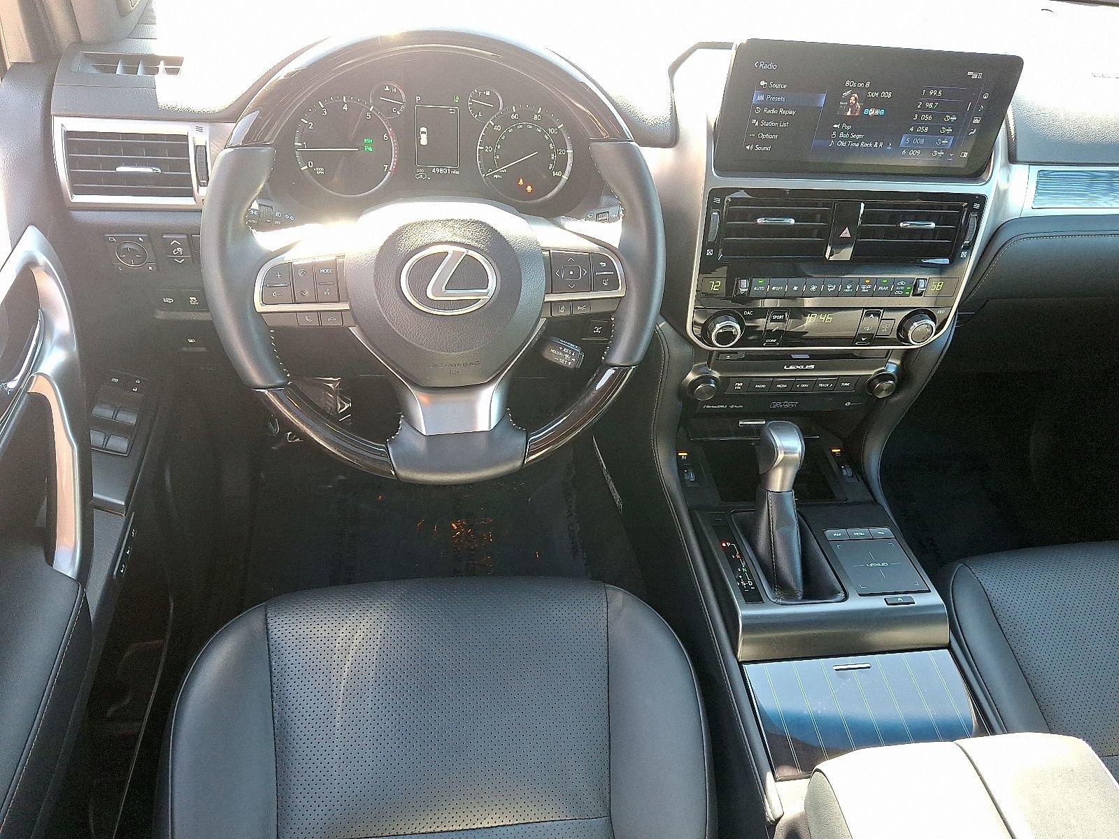 Used 2022 Lexus GX 460 Luxury w/ Sport Design Package image 11