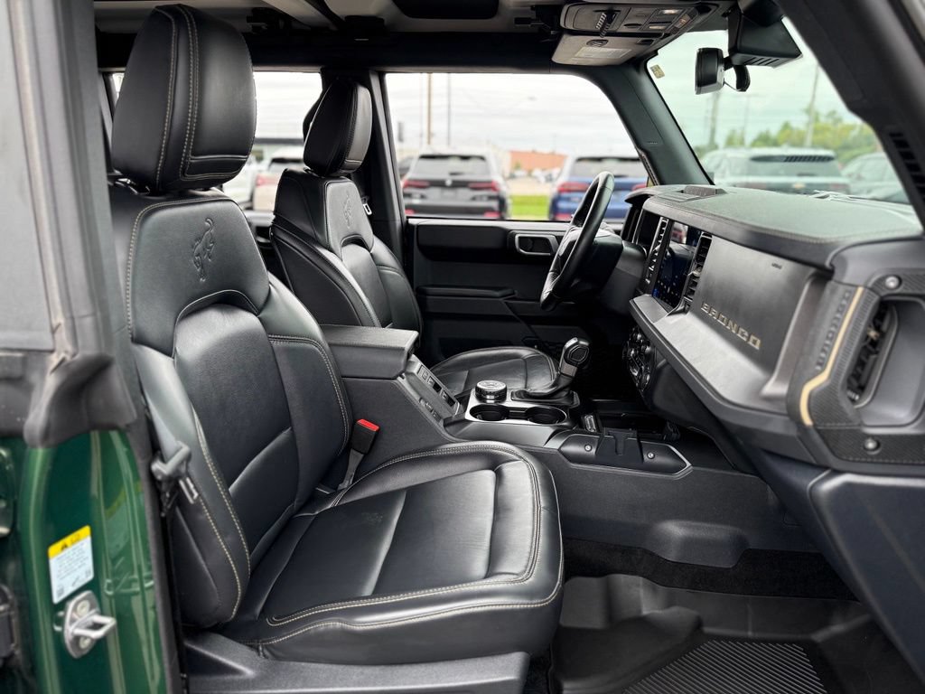 Used 2025 Ford Bronco Badlands AWD/4WD image 15