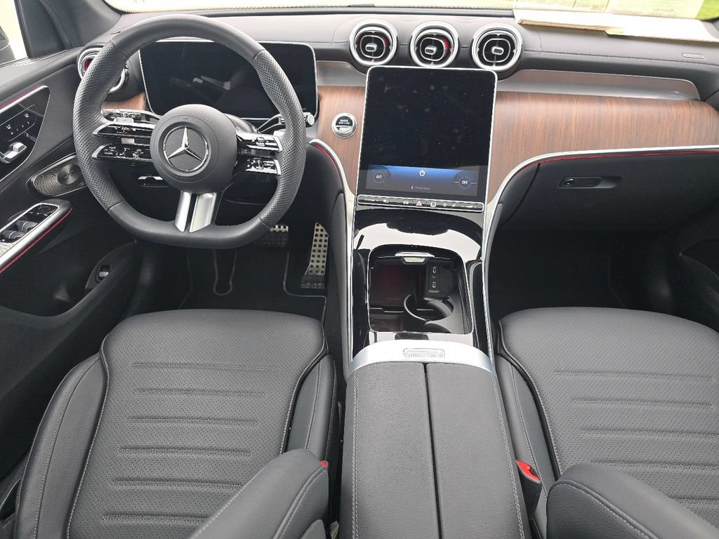 Used 2026 Mercedes-Benz GLC 300 4MATIC image 24