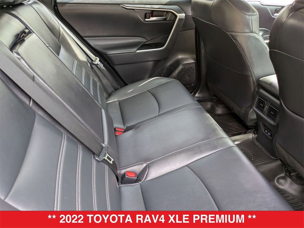 Used 2022 Toyota RAV4 XLE Premium image 81