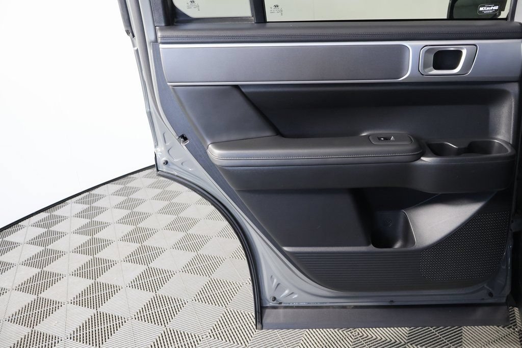 Used 2026 Hyundai Santa Fe SEL FWD image 13