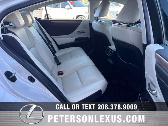 Used 2023 Lexus ES 300h w/ Premium Package FWD image 19