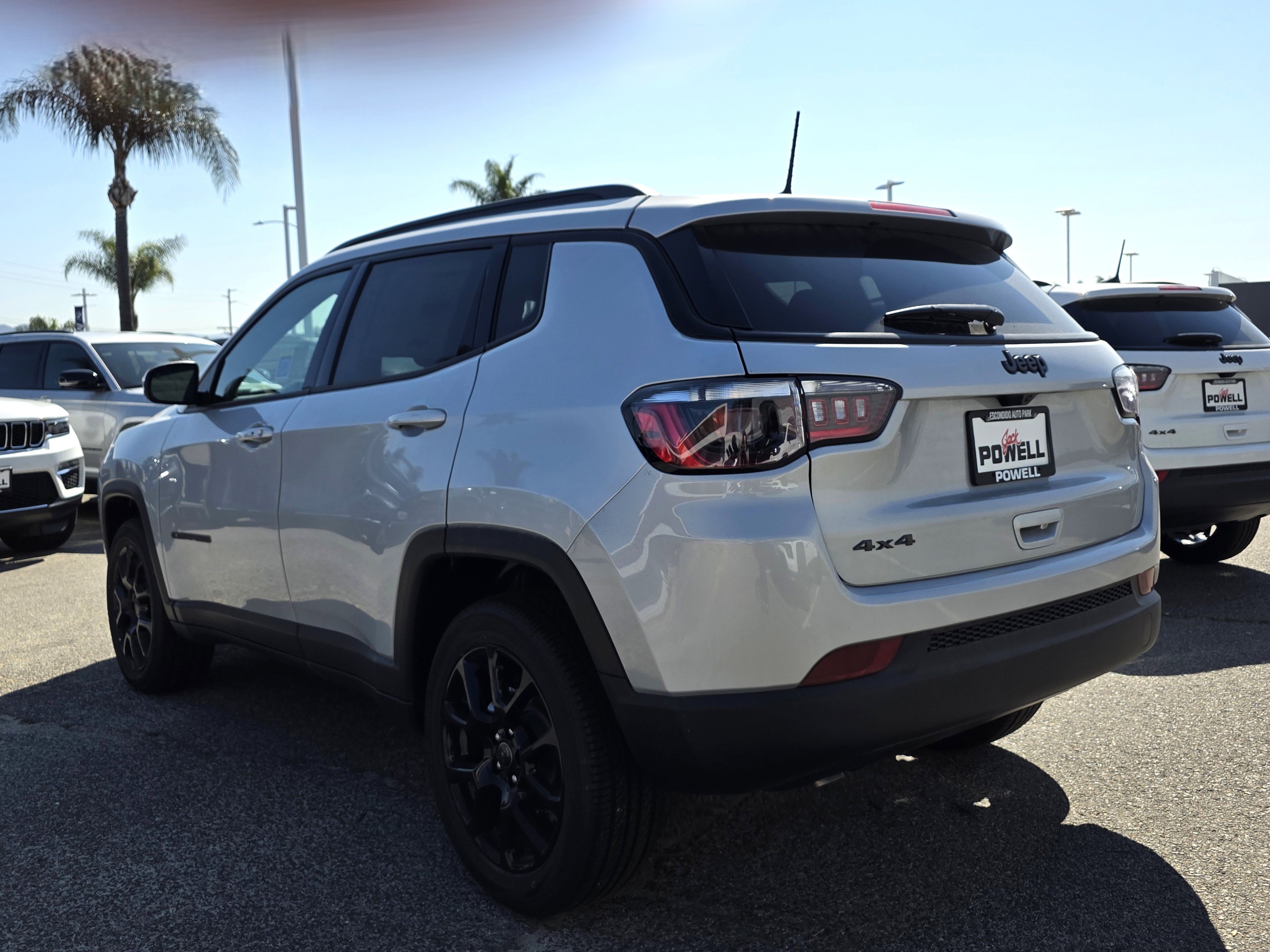 New 2025 Jeep Compass Latitude w/ Altitude Special Edition image 3