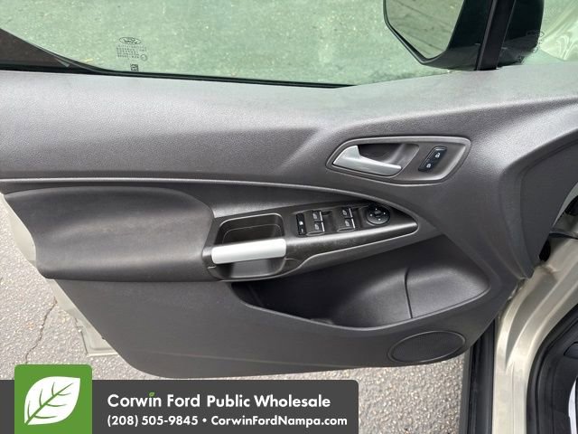 Used 2015 Ford Transit Connect XLT image 13