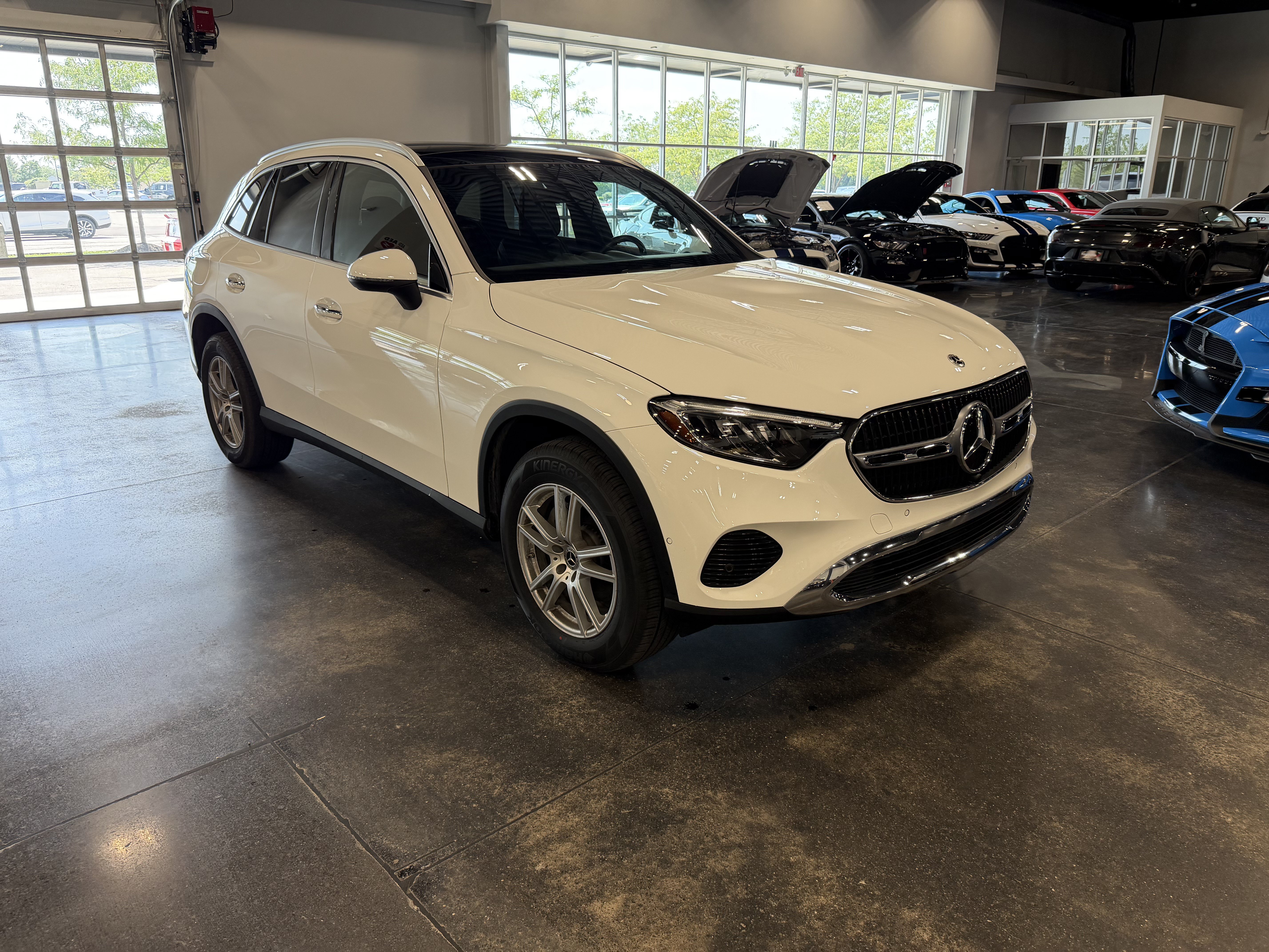 Used 2023 Mercedes-Benz GLC 300 4MATIC image 6