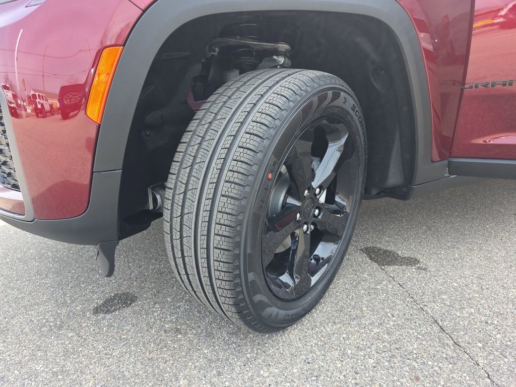 New 2026 Jeep Grand Cherokee Limited image 33