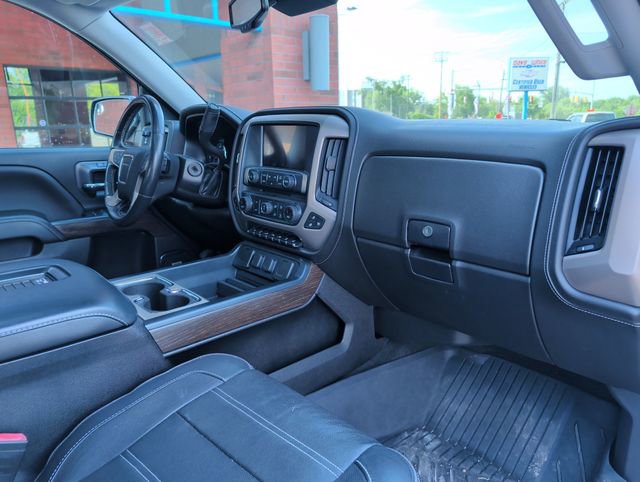 Used 2017 GMC Sierra 1500 Denali w/ Denali Ultimate Package AWD/4WD image 14