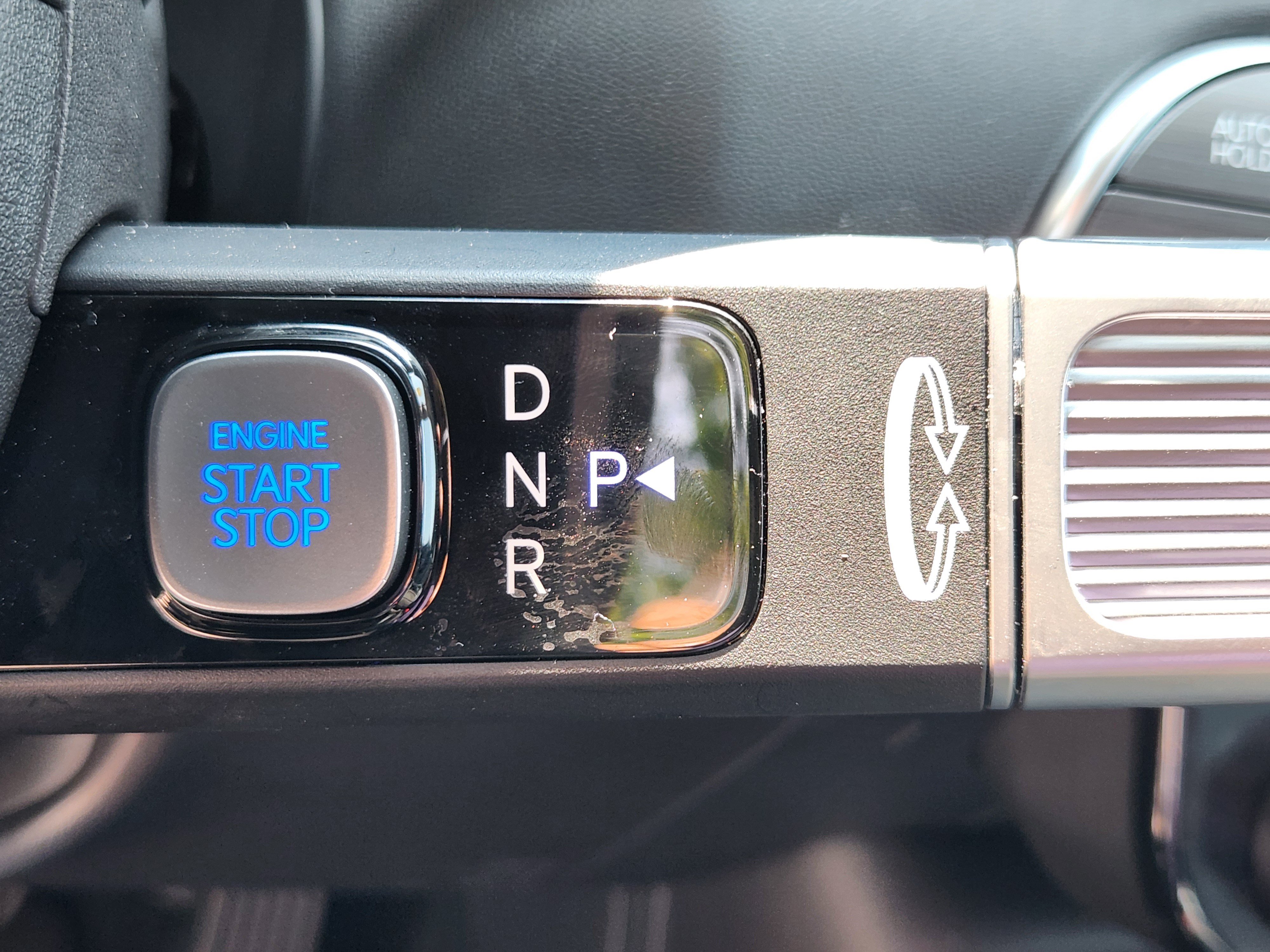 Certified 2026 Hyundai Palisade Limited AWD/4WD image 13