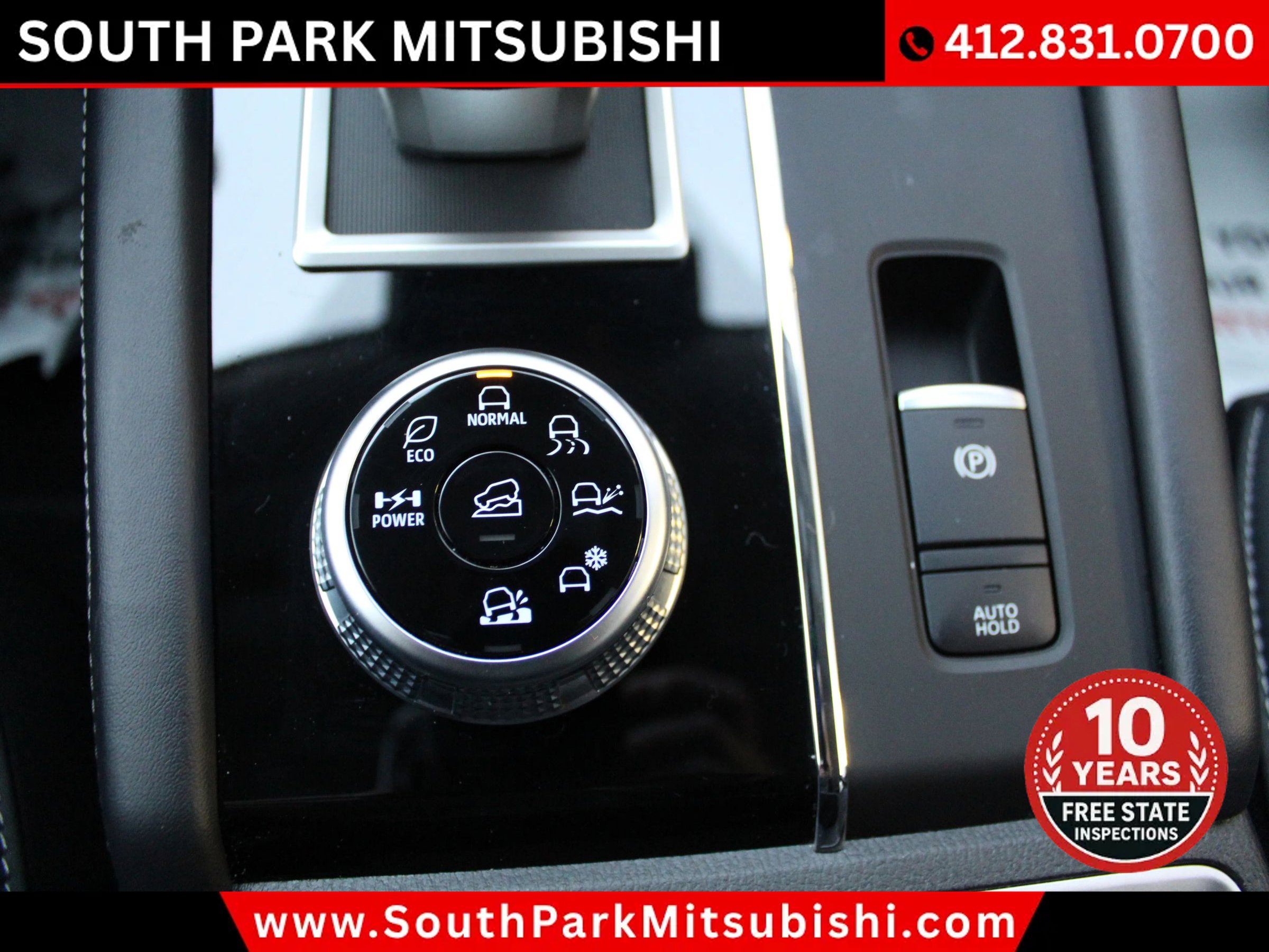 Used 2025 Mitsubishi Outlander SE image 17