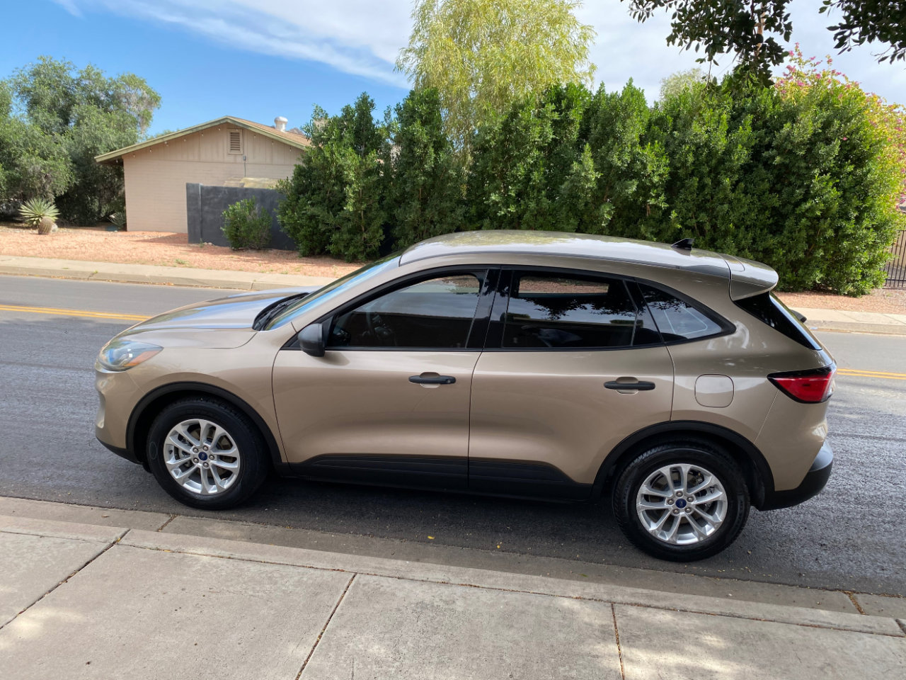 Used 2020 Ford Escape S image 12