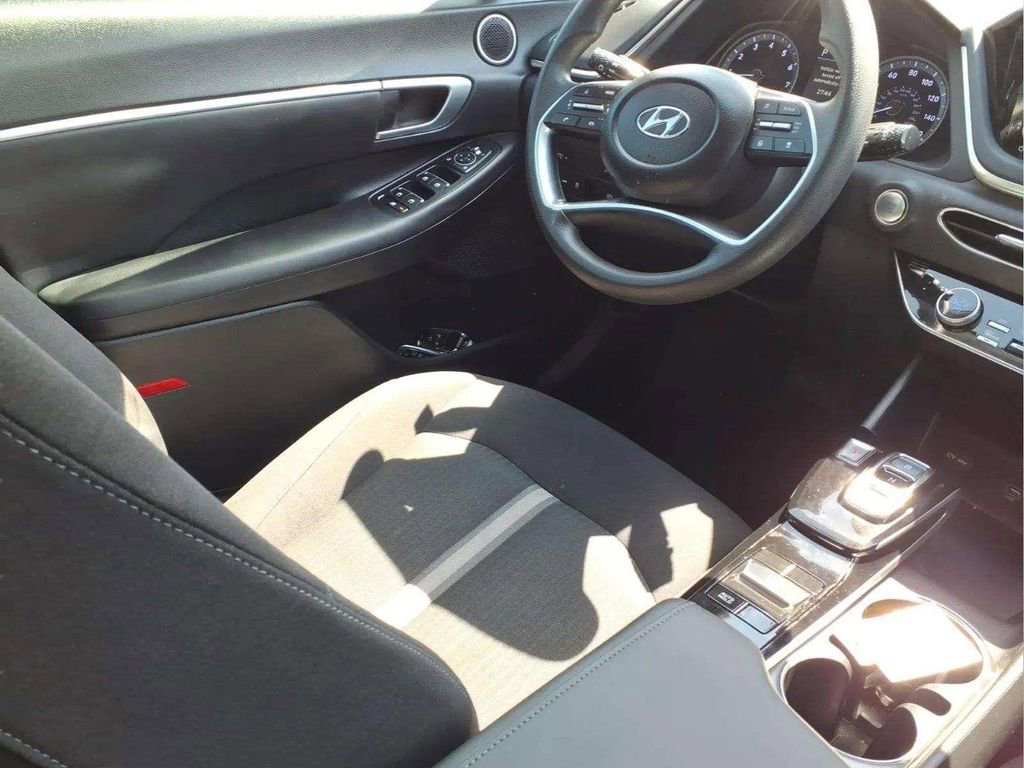 Used 2022 Hyundai Sonata SEL image 9