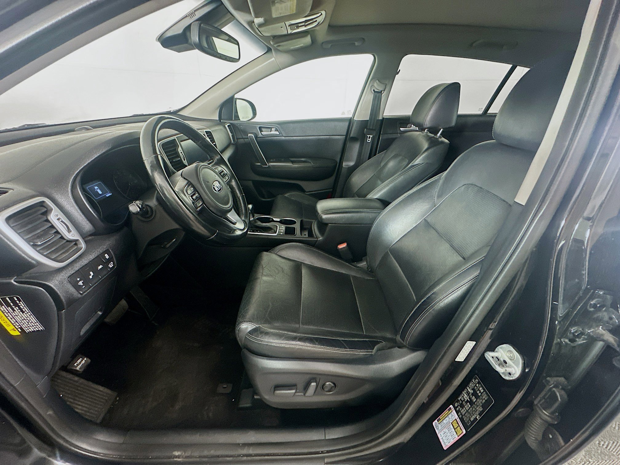Used 2017 Kia Sportage EX w/ EX Technology Package image 13