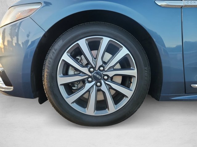 Used 2020 Lincoln Continental w/ Convenience Package FWD image 25