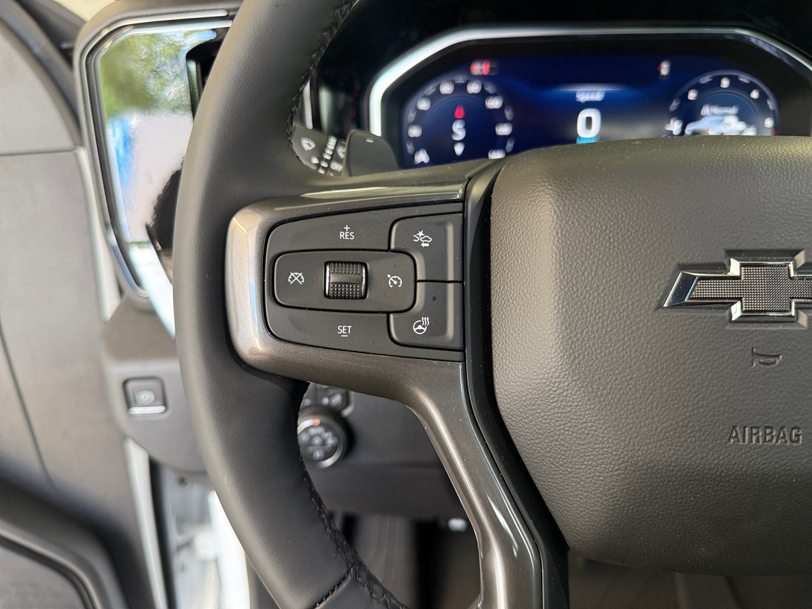 Used 2026 Chevrolet Silverado 1500 ZR2 AWD/4WD image 24
