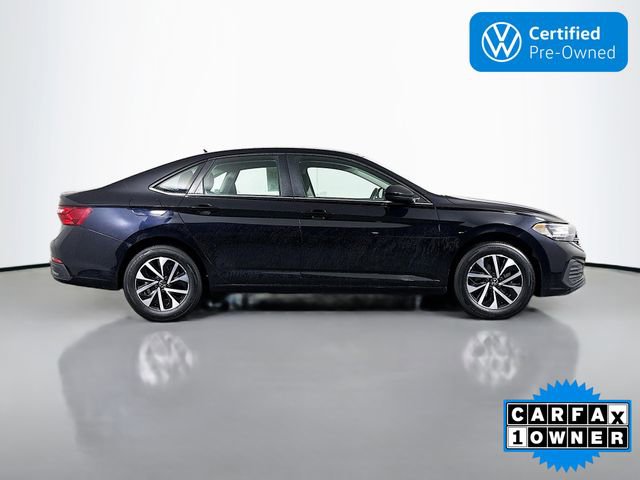 Certified 2024 Volkswagen Jetta S image 8