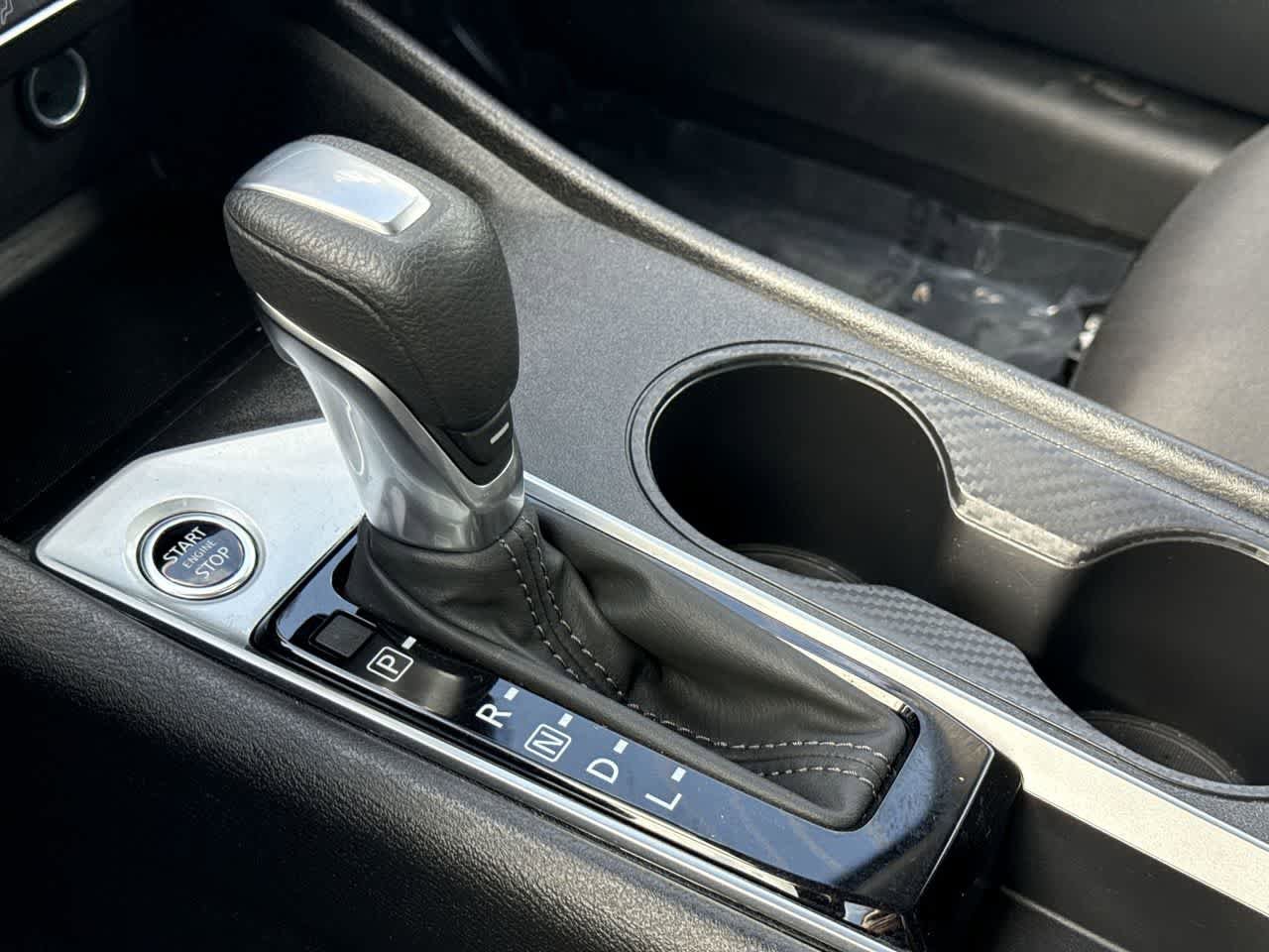 Used 2025 Nissan Altima 2.5 SV FWD image 21