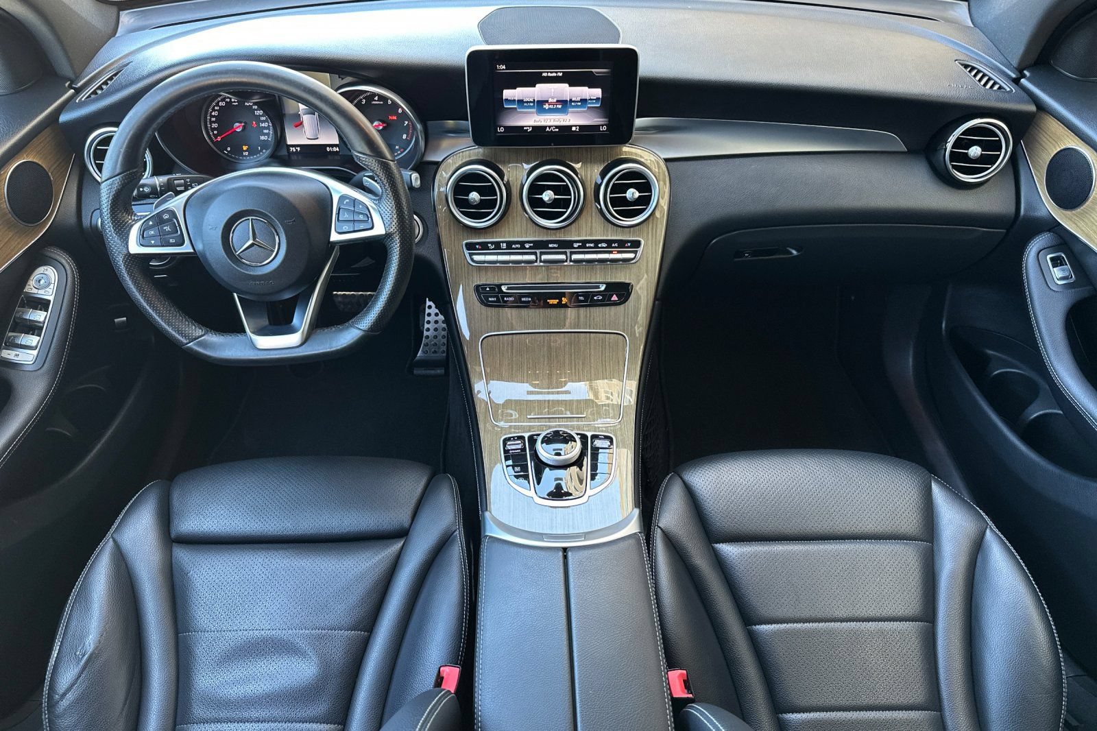 Used 2018 Mercedes-Benz GLC 300 image 13