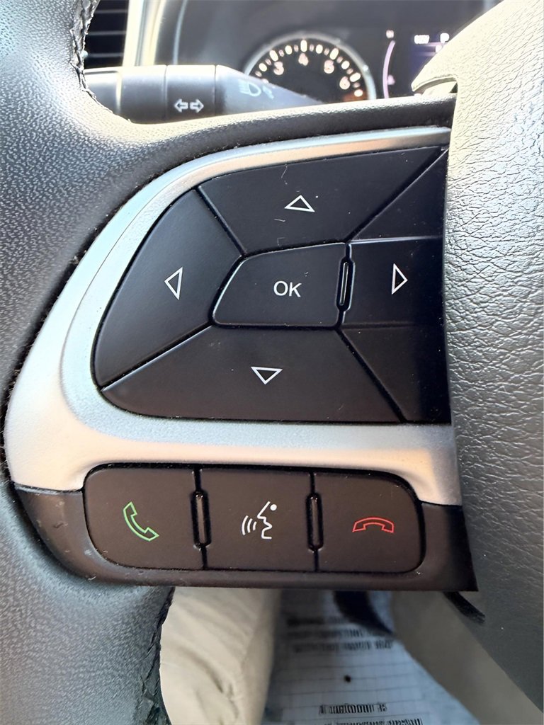 Used 2020 Jeep Renegade Latitude image 19