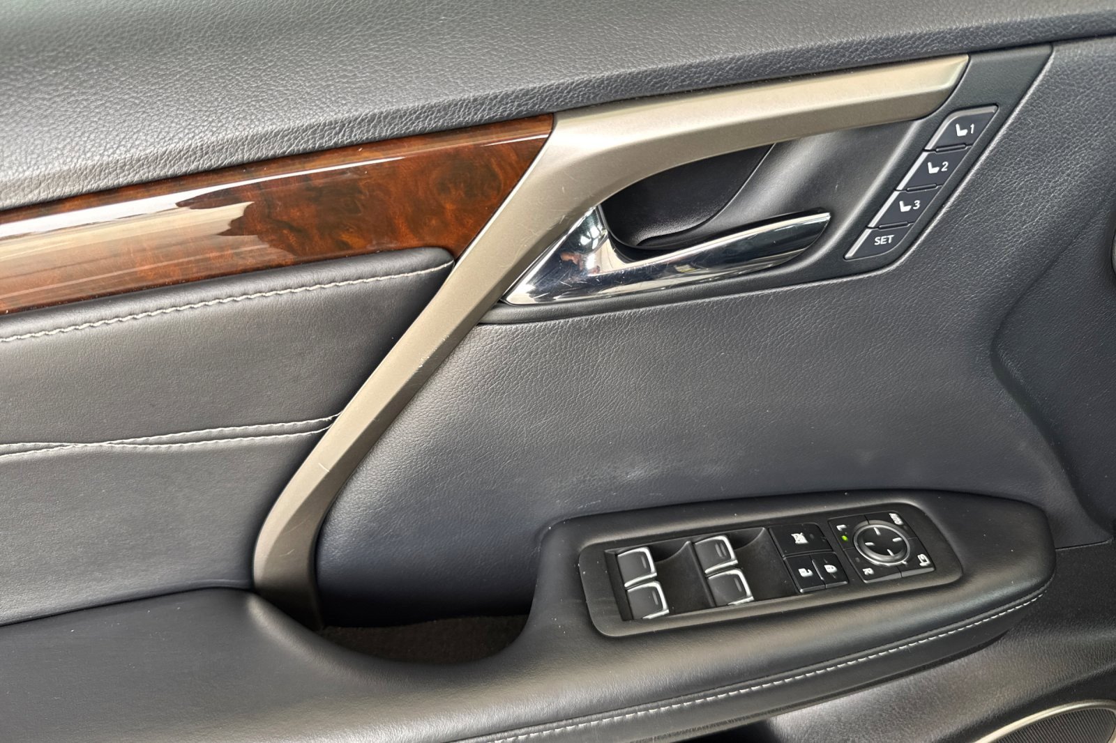 Used 2019 Lexus RX 350 FWD w/ Navigation Package image 10