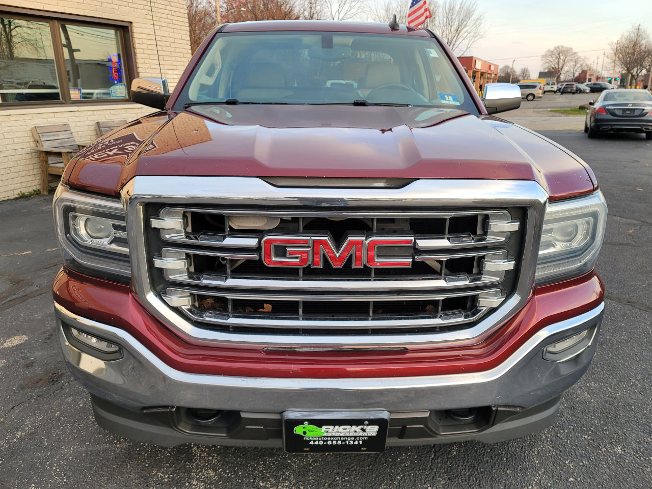 Used 2016 GMC Sierra 1500 SLT image 2