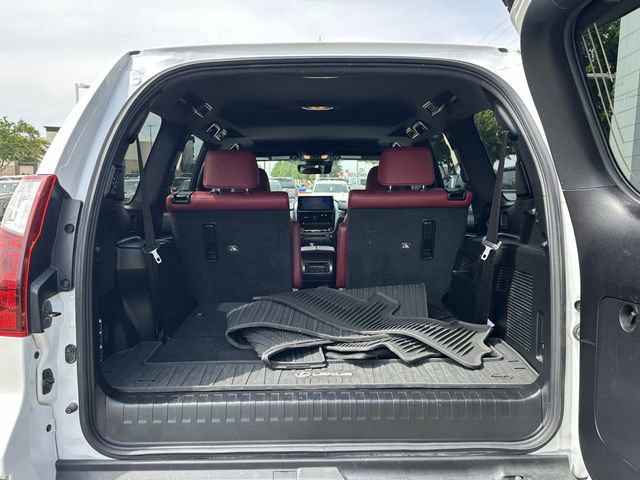 Used 2022 Lexus GX 460 Luxury w/ Sport Design Package image 34