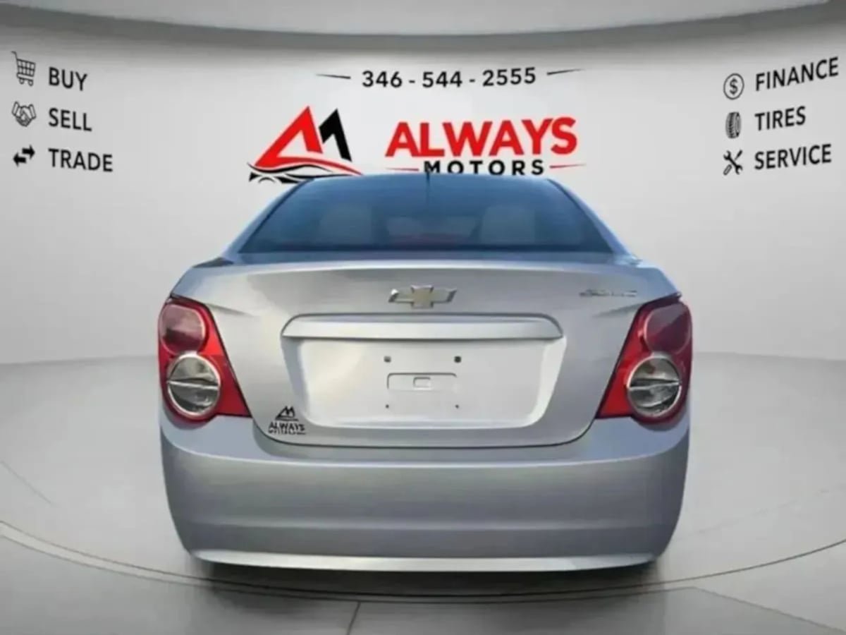 Used 2013 Chevrolet Sonic LS FWD image 22