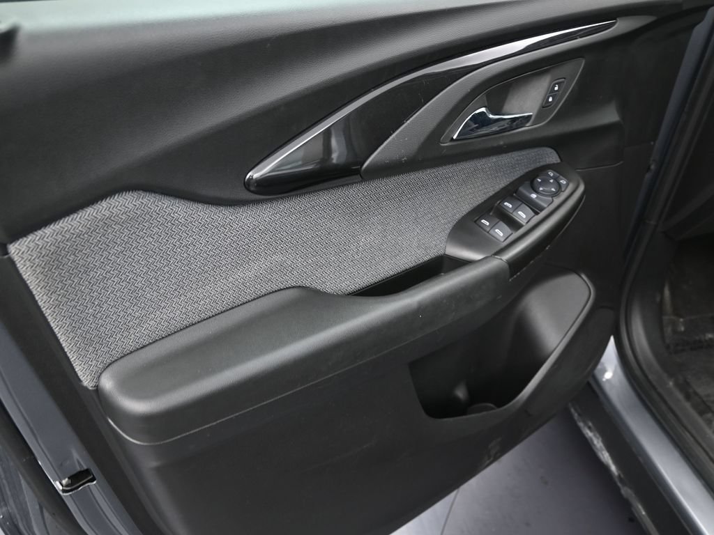Used 2022 Chevrolet TrailBlazer LS FWD image 10