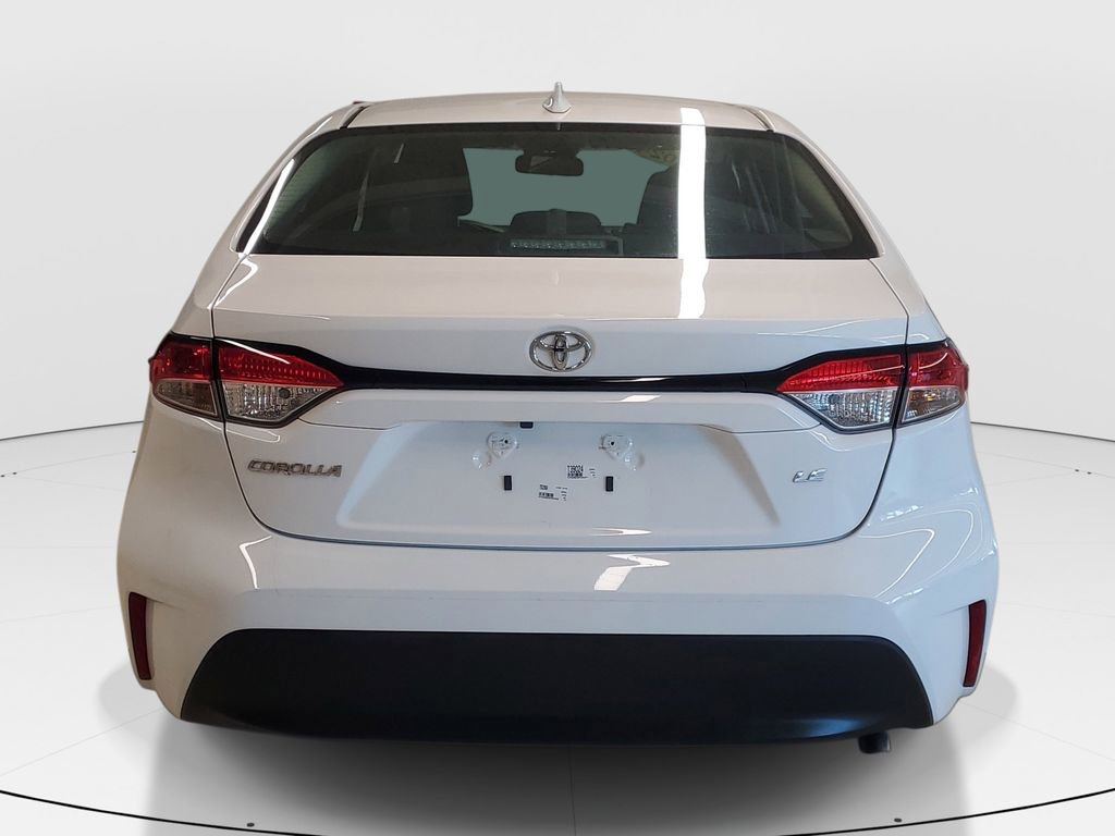 Used 2024 Toyota Corolla LE FWD image 6