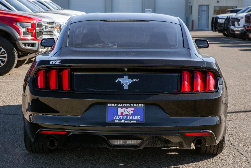 Used 2015 Ford Mustang Coupe image 6