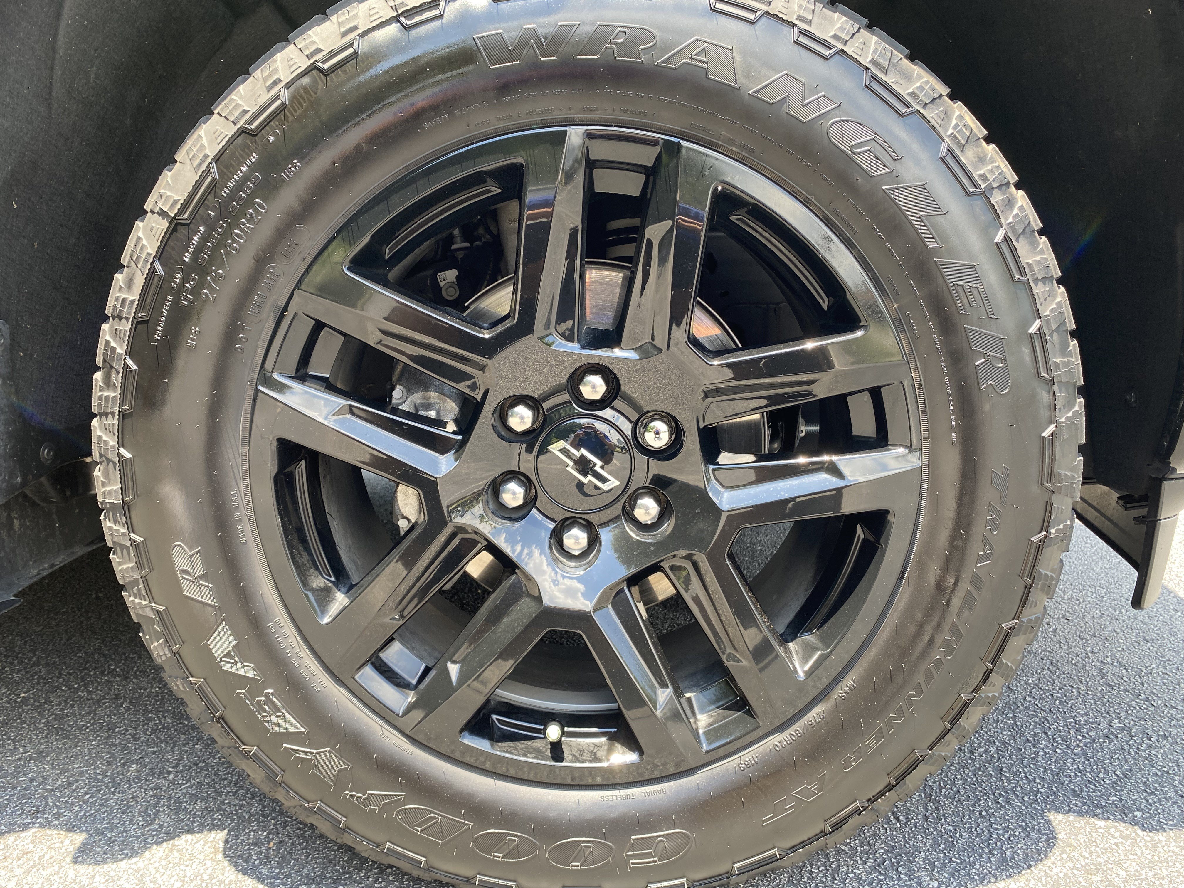 Used 2025 Chevrolet Silverado 1500 High Country w/ Midnight Edition AWD/4WD image 51