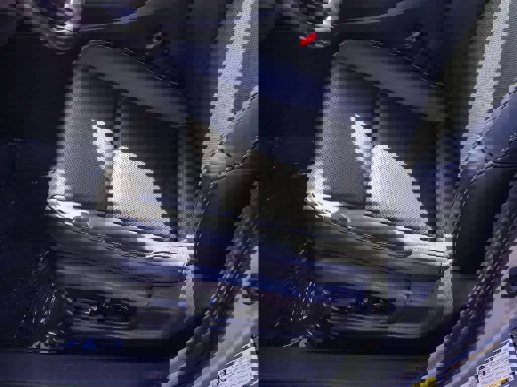 Used 2024 Lexus UX 250h F Sport image 21