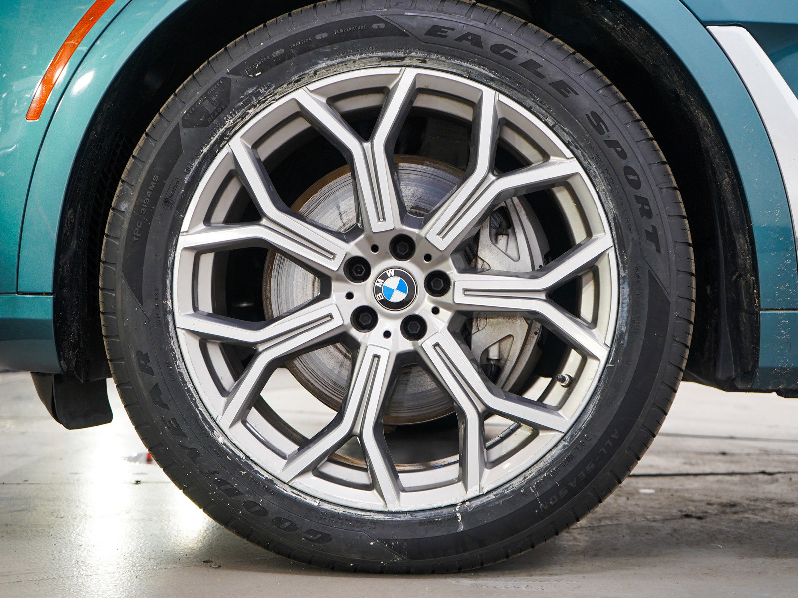 Used 2023 BMW X7 xDrive40i image 32