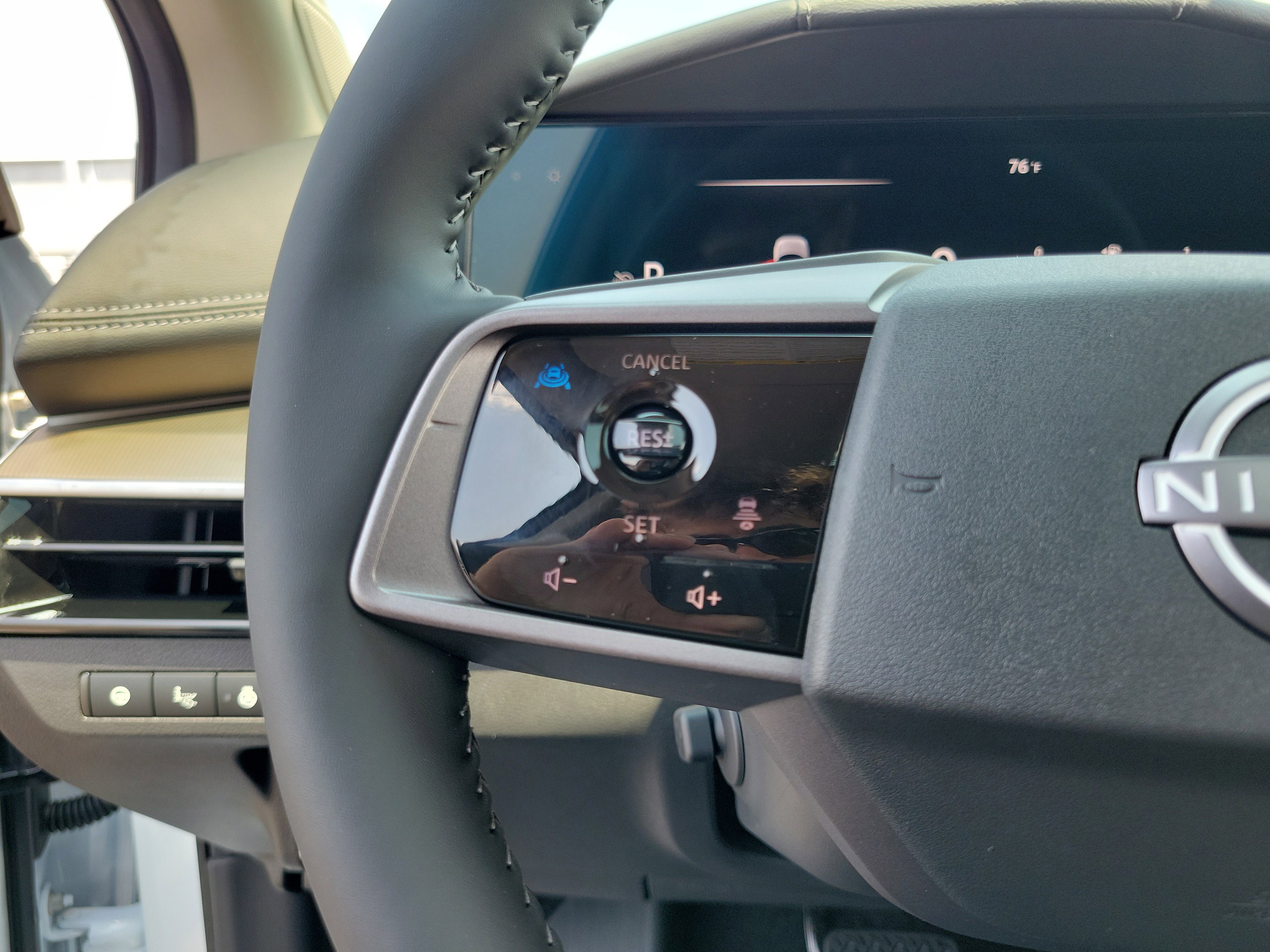 Used 2025 Nissan Murano Platinum w/ Cargo Package image 23