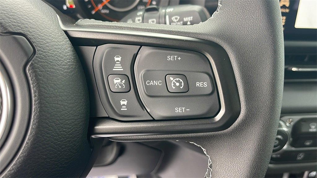 New 2025 Jeep Wrangler Unlimited Rubicon w/ Steel Bumper Group image 21