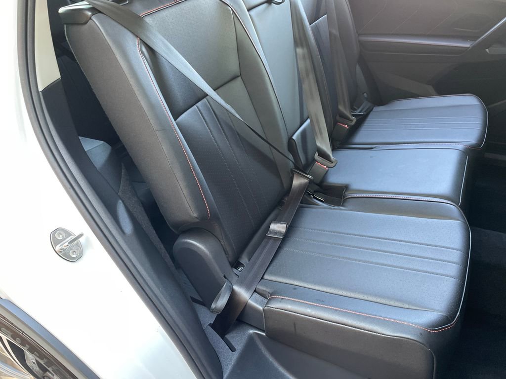 Used 2024 Volkswagen Tiguan Wolfsburg Edition image 35