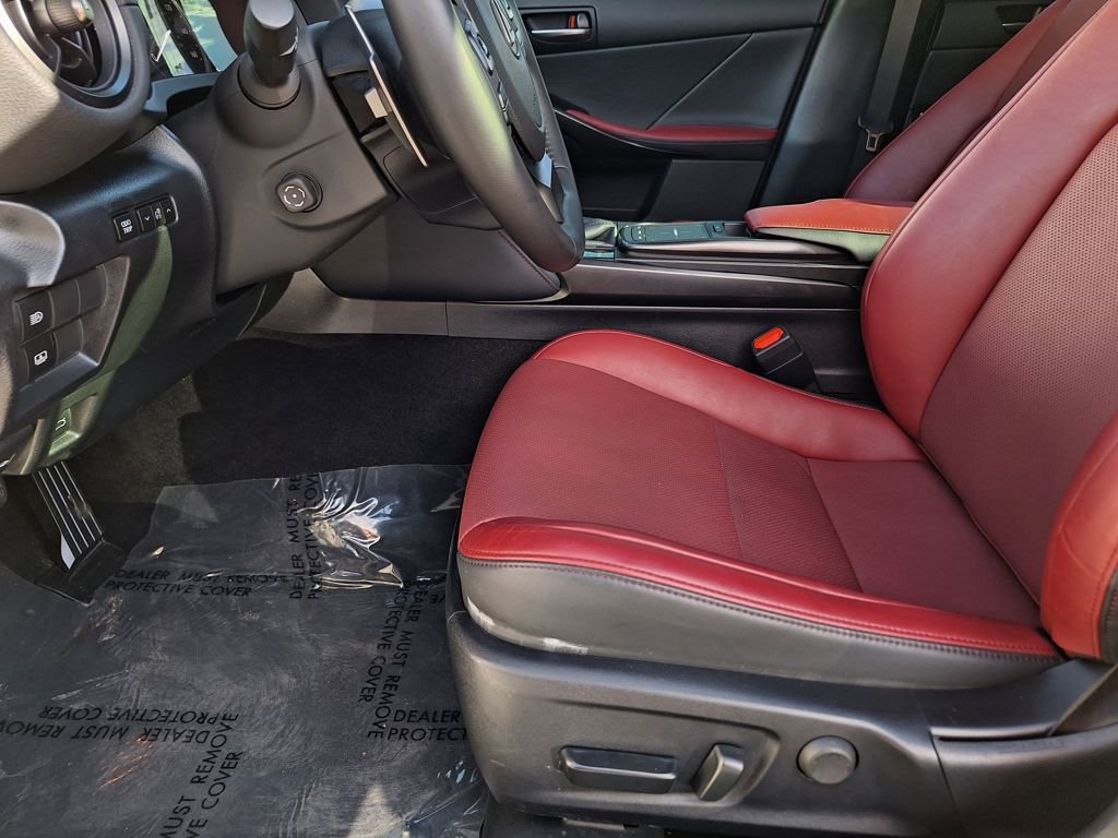 Used 2023 Lexus IS 300 AWD w/ Premium Package image 11