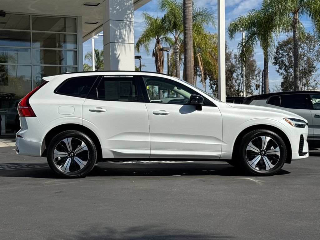 Certified 2024 Volvo XC60 T8 Core AWD/4WD image 6