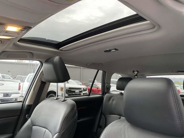 Used 2014 Subaru Outback 2.5i Limited w/ Moonroof Package image 16