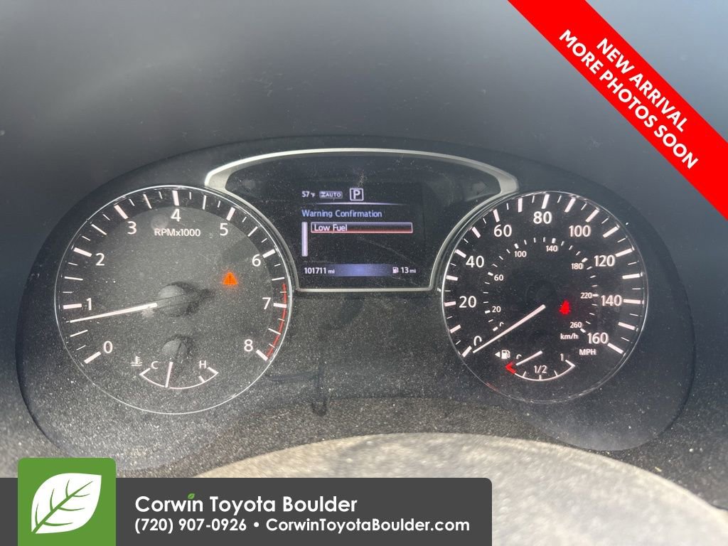 Used 2017 Nissan Pathfinder S AWD/4WD image 11